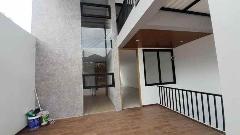 dijual rumah pasteur