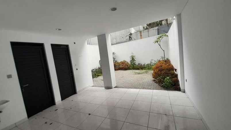 dijual rumah pasteur