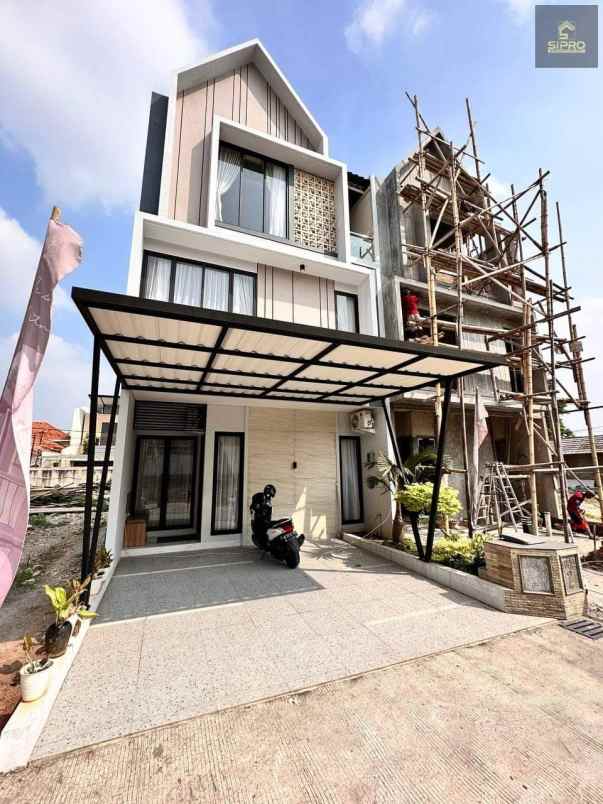 dijual rumah pejaten barat