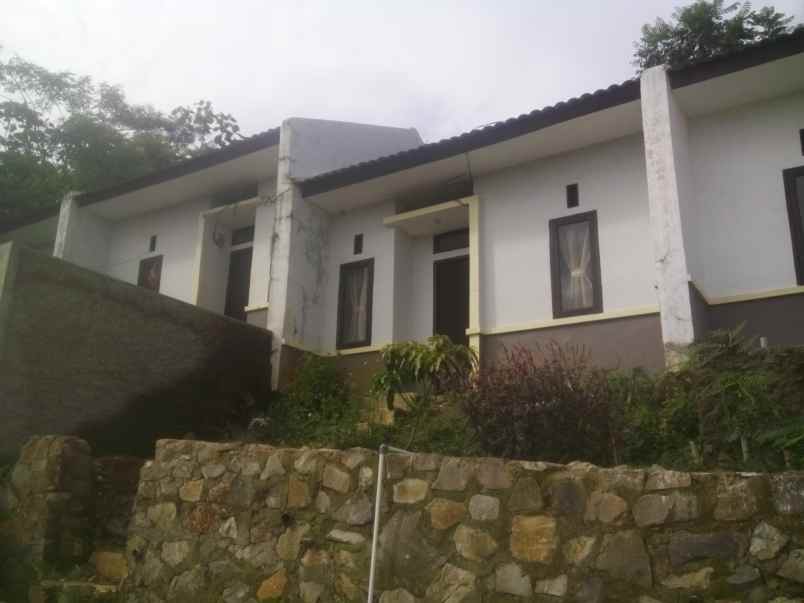 dijual rumah permata padalarang blok g3