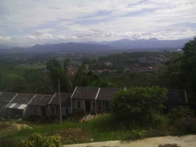 dijual rumah permata padalarang blok g3