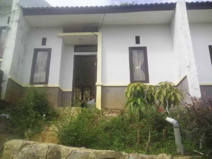 dijual rumah permata padalarang blok g3