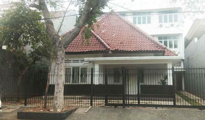 dijual rumah persatuan guru petojo