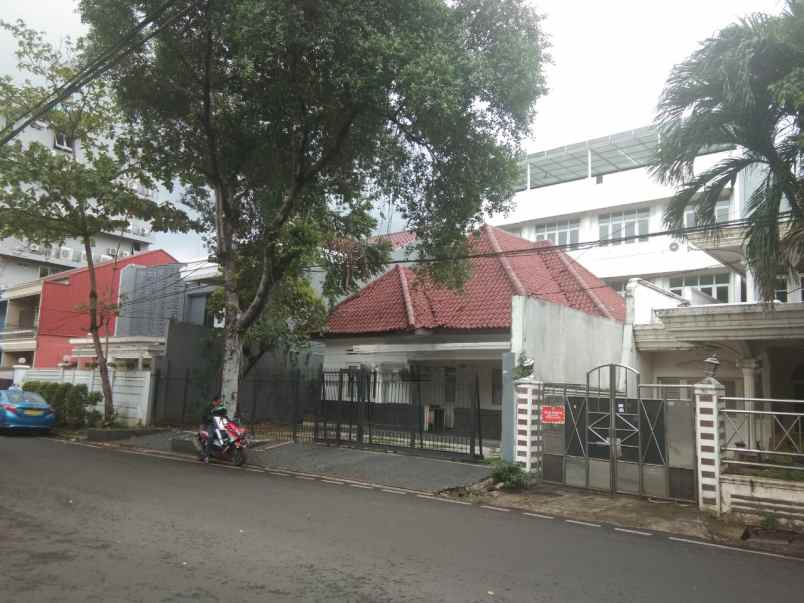 dijual rumah persatuan guru petojo