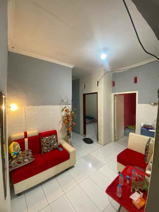 dijual rumah perum bumi inti persada