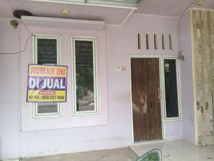 dijual rumah perum cluster libersa