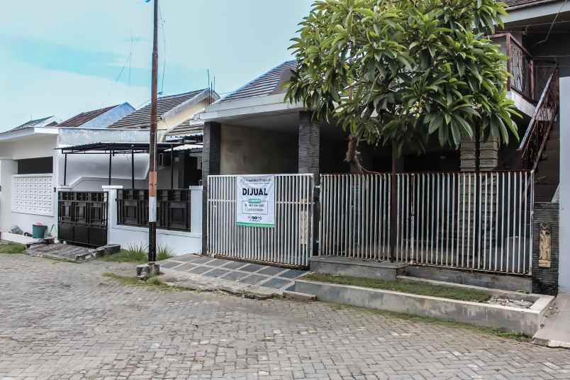 dijual rumah perum mendut regency kel