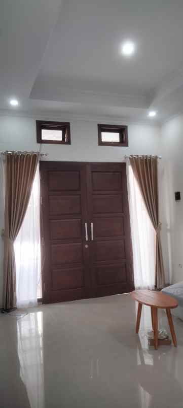 dijual rumah perumahan balegong