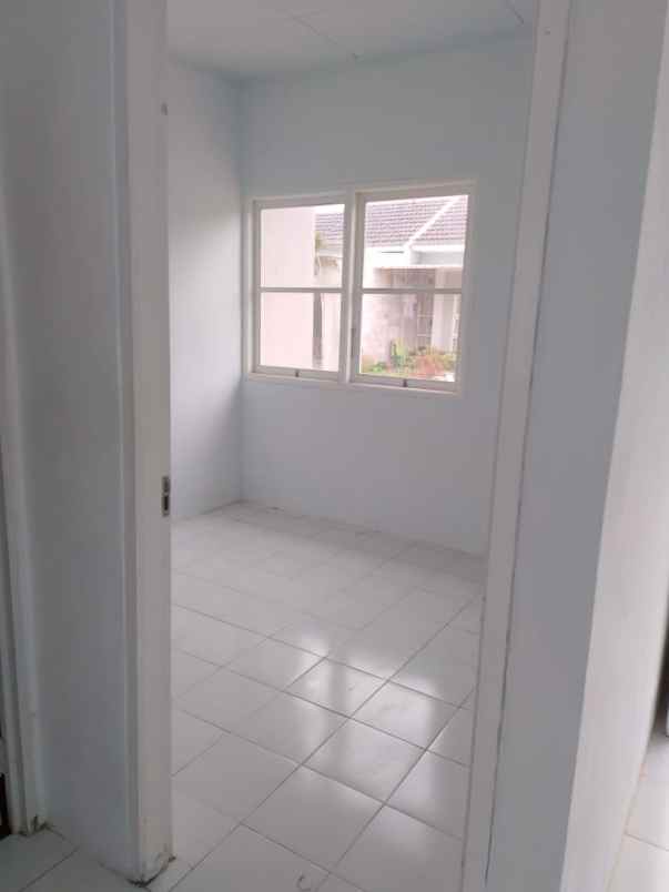 dijual rumah perumahan bukit serpong