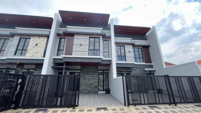 dijual rumah perumahan galaxy bumi