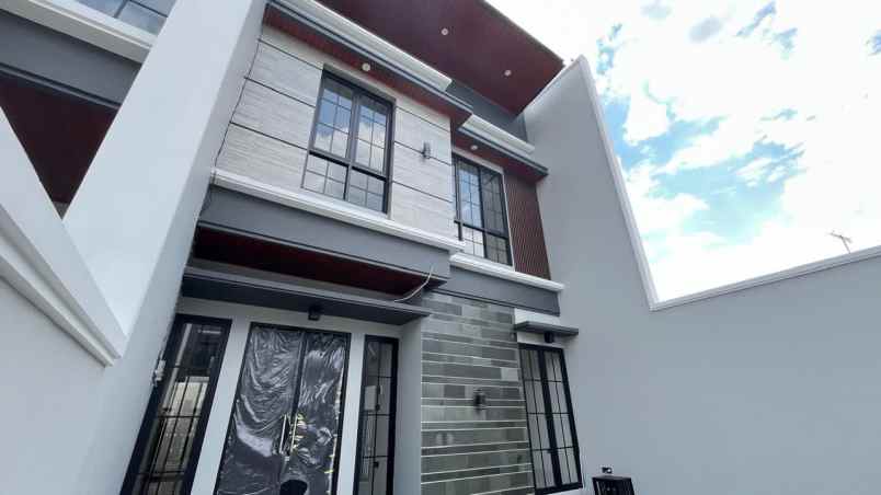 dijual rumah perumahan galaxy bumi