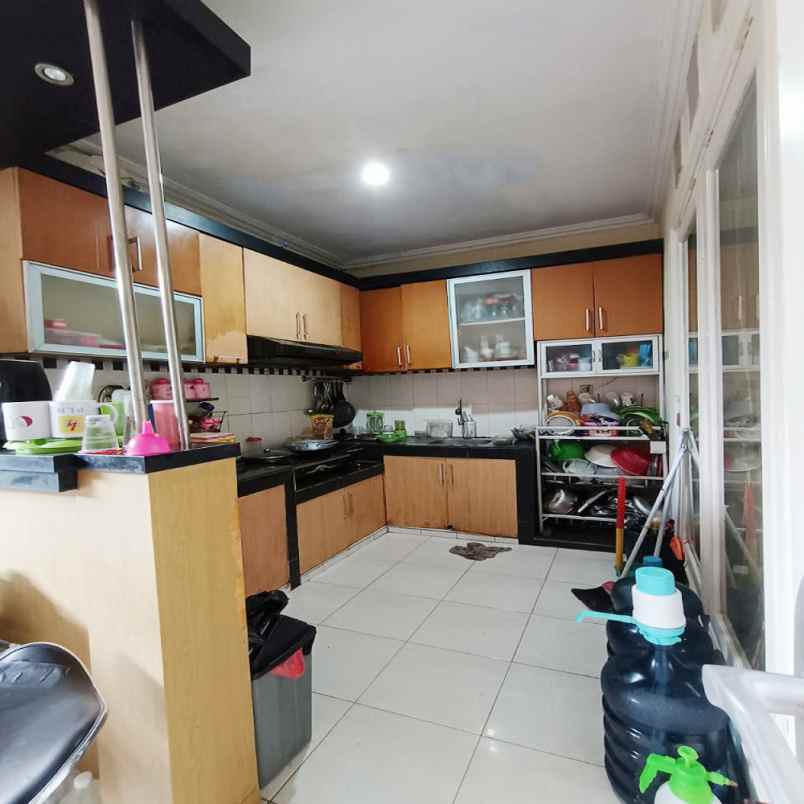 dijual rumah perumahan gardenia