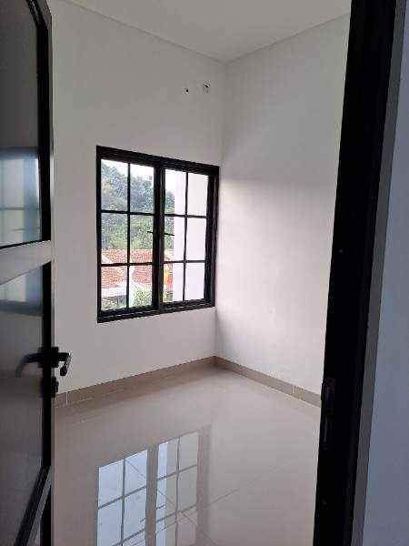 dijual rumah perumahan green tamin