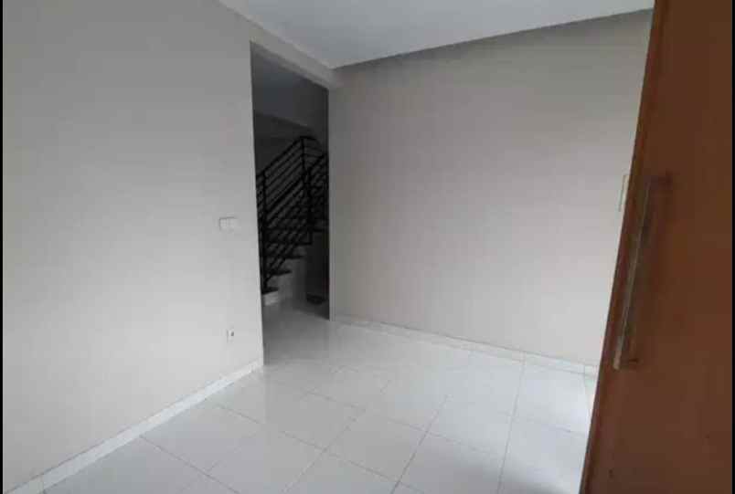 dijual rumah perumahan griya bintara