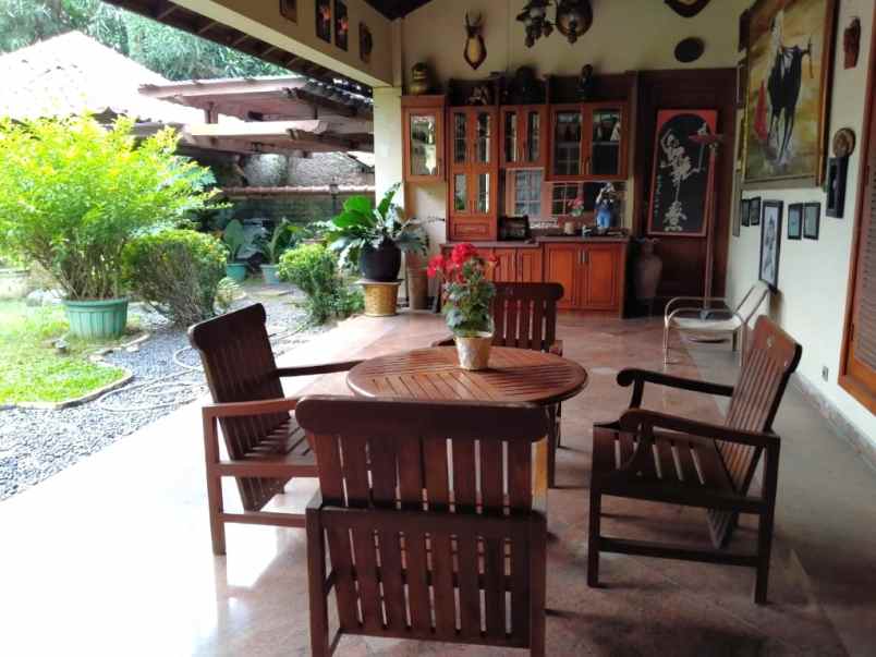 dijual rumah perumahan kemang pratama