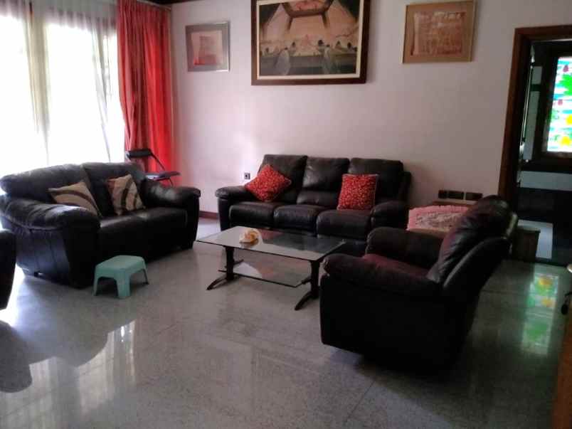 dijual rumah perumahan kemang pratama