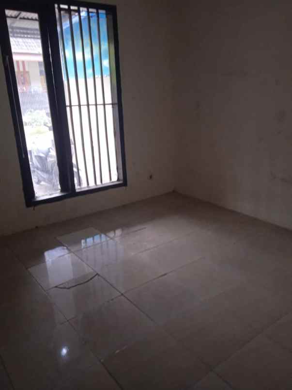 dijual rumah perumahan mandiri land