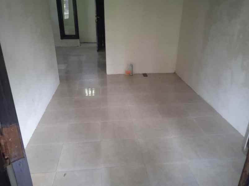 dijual rumah perumahan mandiri land