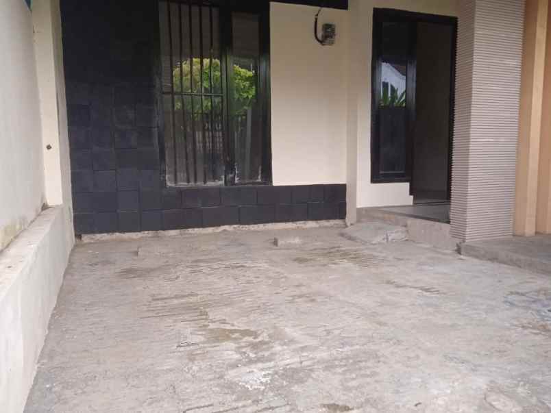 dijual rumah perumahan mandiri land