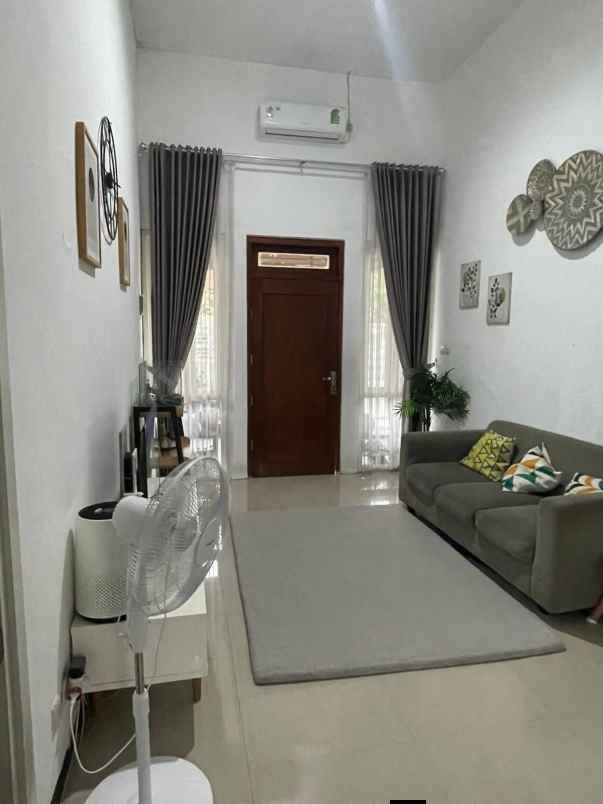 dijual rumah perumahan pandugo rungkut