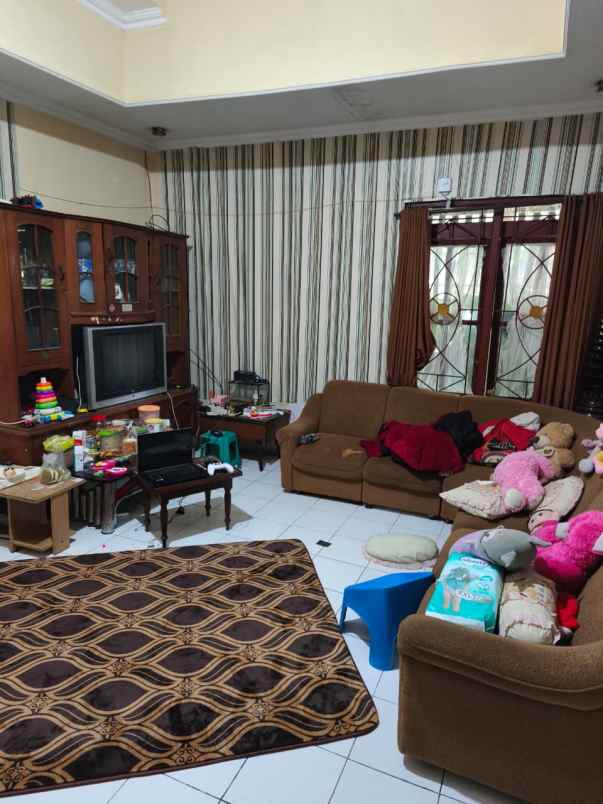 dijual rumah perumahan sulfat blimbing