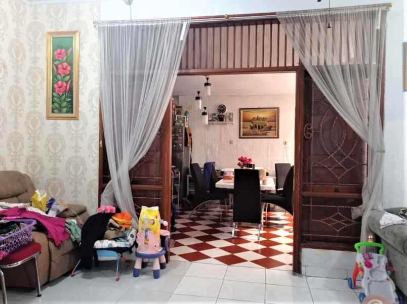 dijual rumah perumahna taman harapan