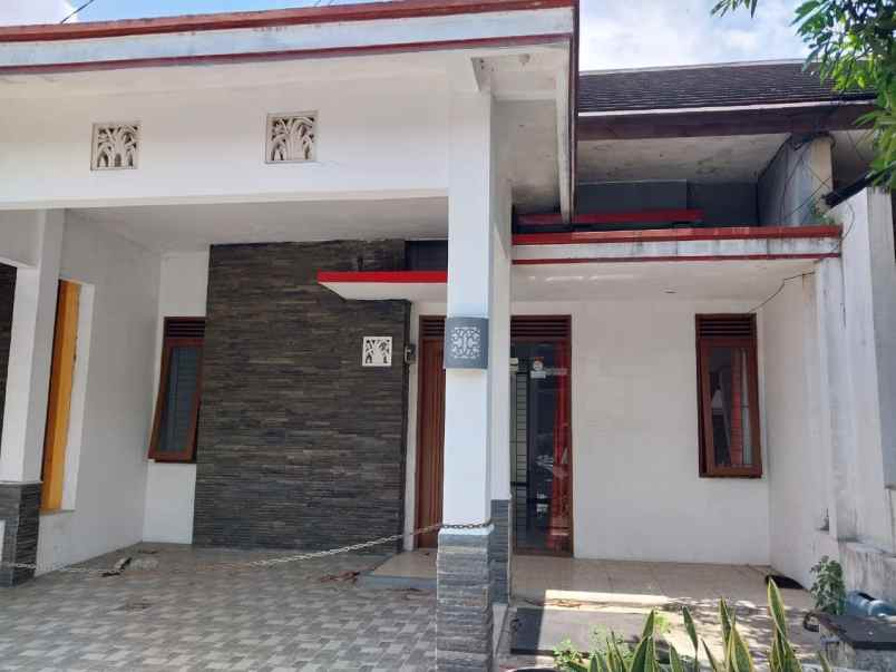 dijual rumah pesona bali residence