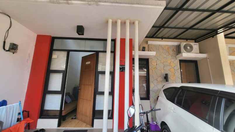 dijual rumah pinang green residence