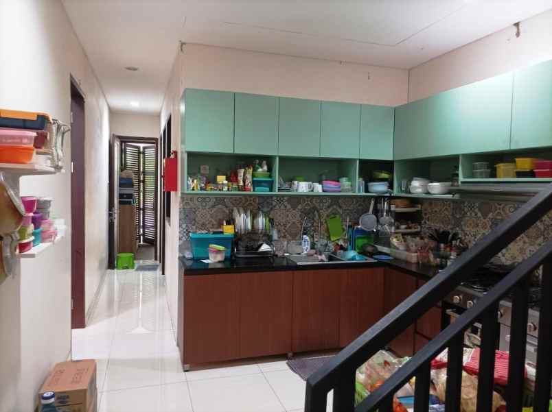 dijual rumah pondok