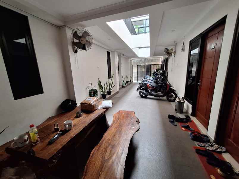 dijual rumah pondok cina margonda