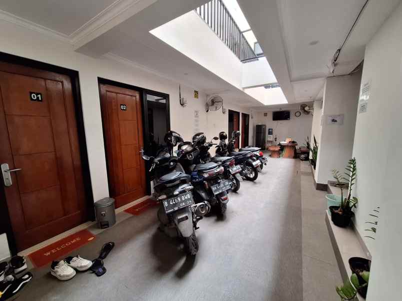 dijual rumah pondok cina margonda