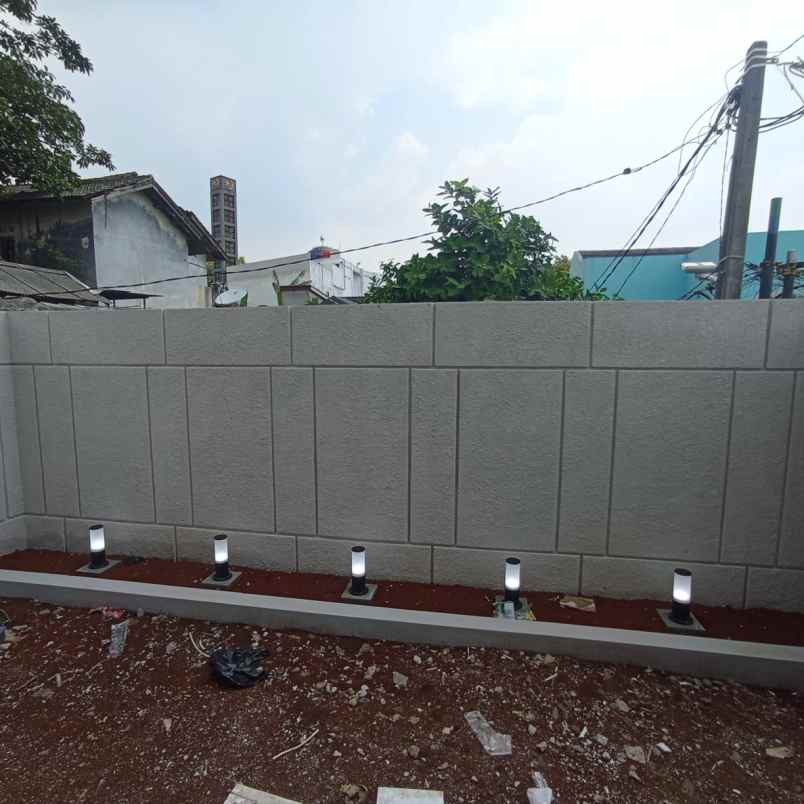 dijual rumah pondok kacang