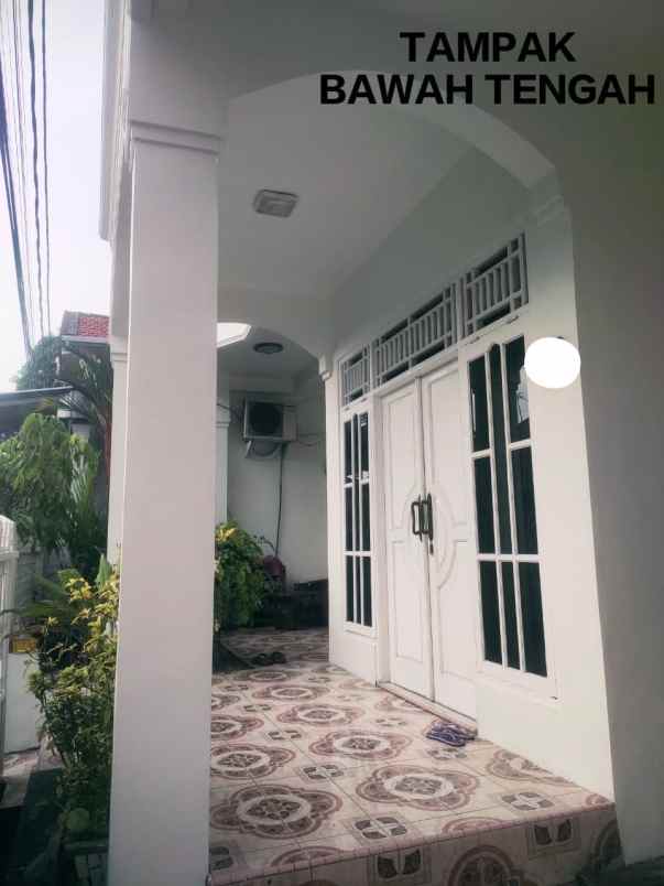 dijual rumah pondok kelapa