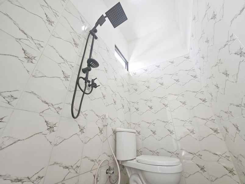 dijual rumah pondok ungu permai sektor