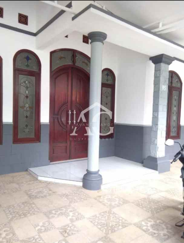 dijual rumah pondok wisata estate