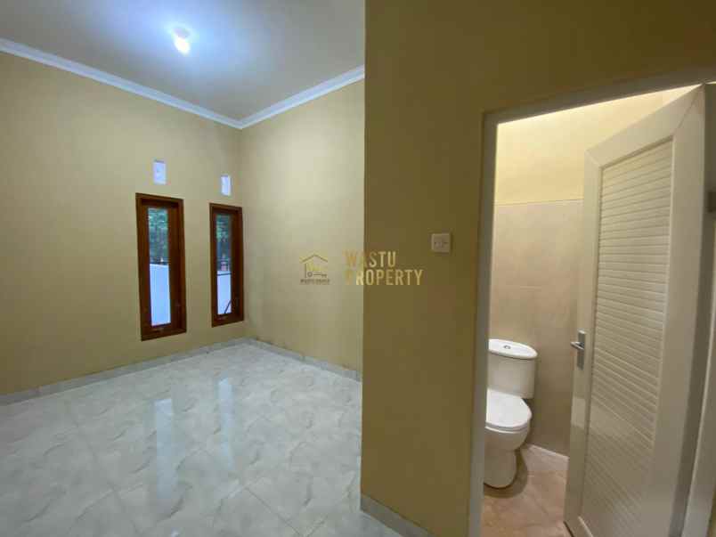 dijual rumah prambanan