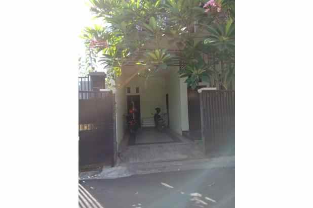 dijual rumah pucang sewu