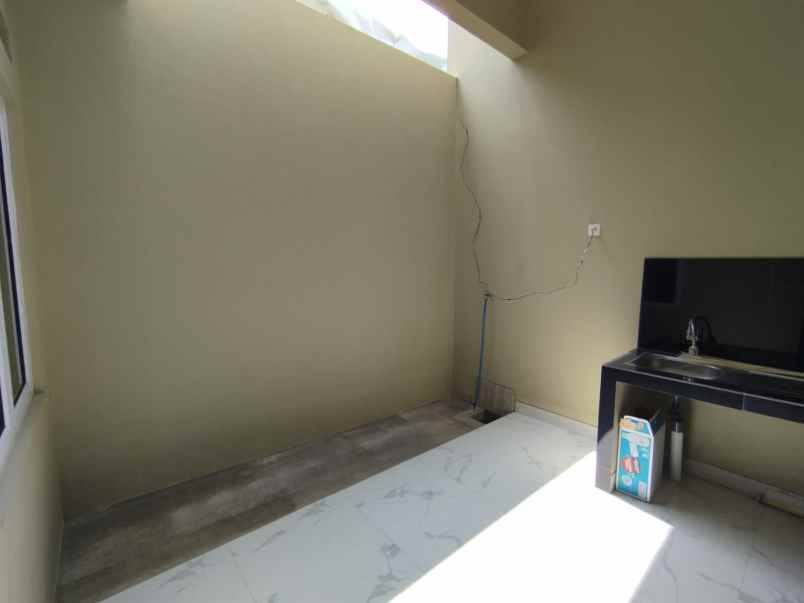 dijual rumah pucangsawit jebres surakarta