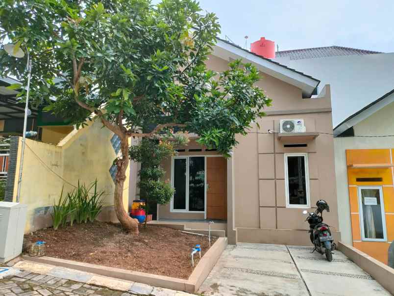 dijual rumah pudakpayung