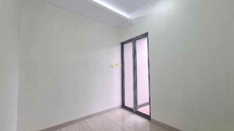 dijual rumah purwomartani kec kalasan