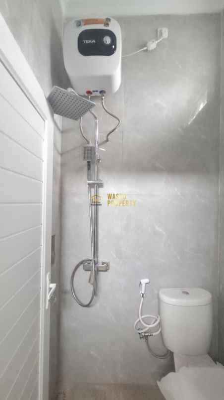 dijual rumah purwomartani kec kalasan