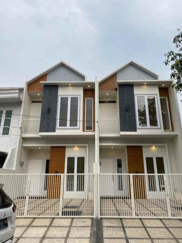 dijual rumah rungkut asri