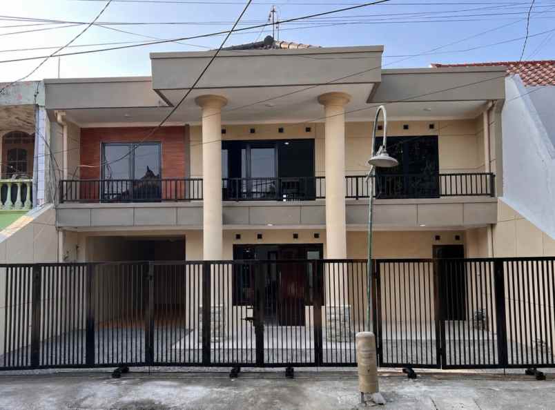 dijual rumah rungkut ha