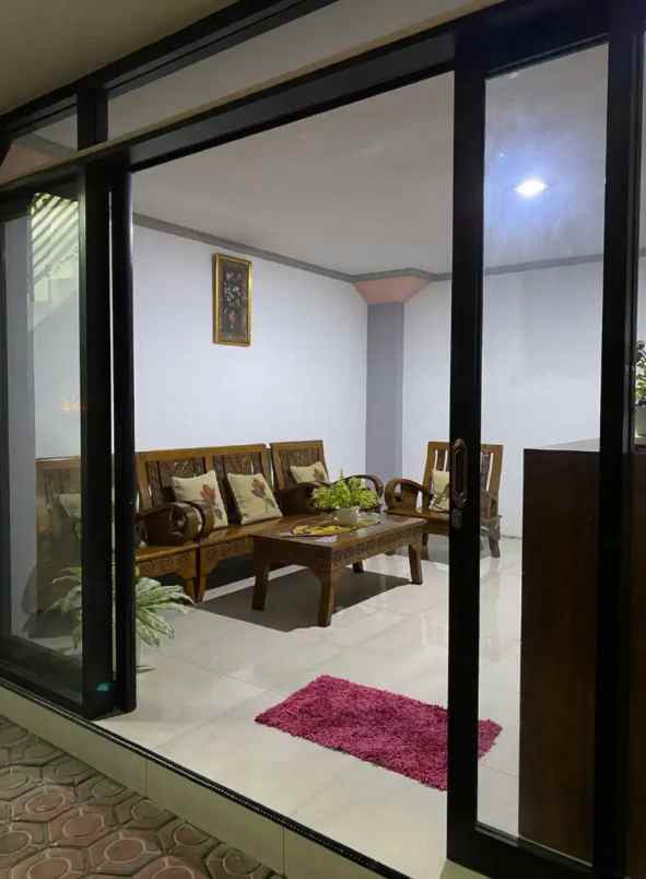 dijual rumah rungkut menanggal