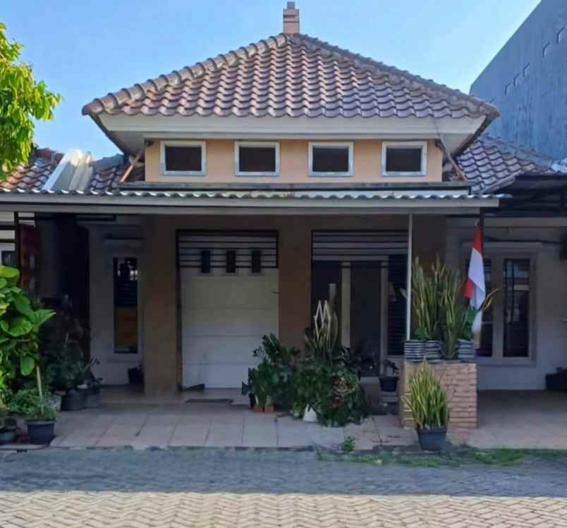 dijual rumah sakura regency ketintang