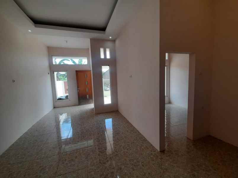 dijual rumah saptorenggo