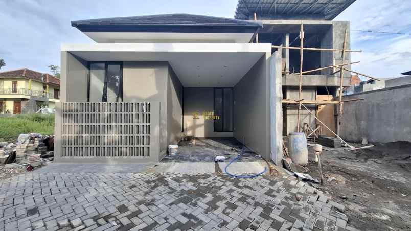dijual rumah sardonoharjo kec ngaglik