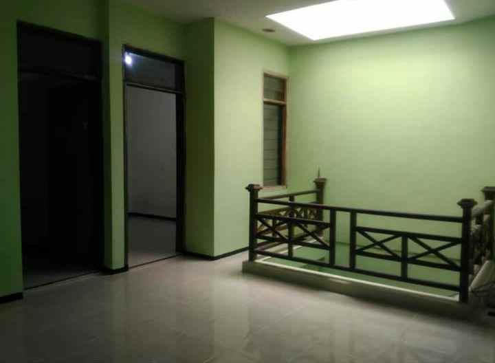 dijual rumah sawojajar 1