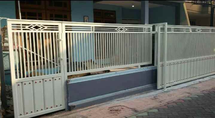 dijual rumah sawojajar 1