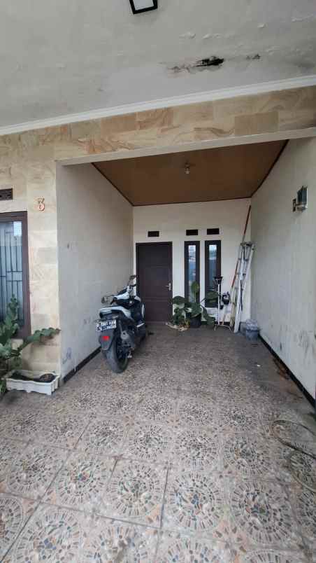 dijual rumah sekepanjang